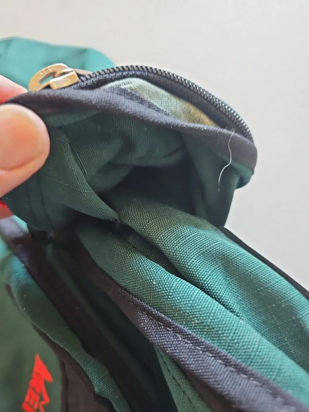 VTG REI Ski Day Pack Backpack Teal Green 2000s Lift Pass Window Side Pockets
